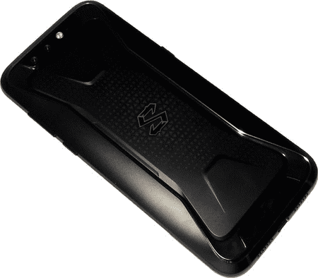 Вид на заднюю крышку смартфона Сяоми Блэк Шарк